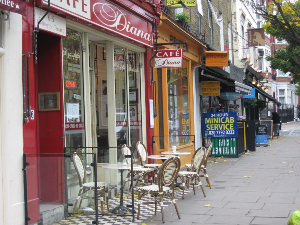 The Diana Cafe where I stopped for lunch on my walk around the park back to my hotel. Photo by me.